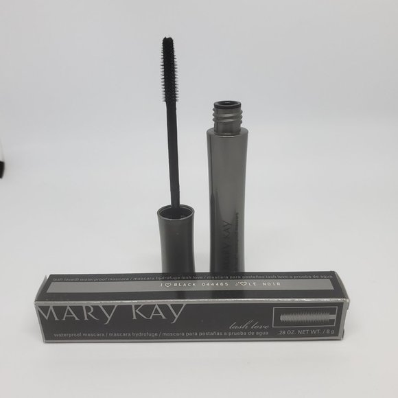 Mary Kay Lash Love Waterproof Mascara - Picture 2 of 6